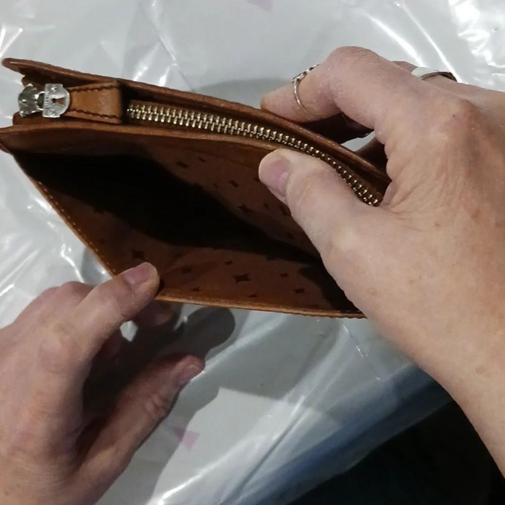 Wallet - Picture 2 of 7